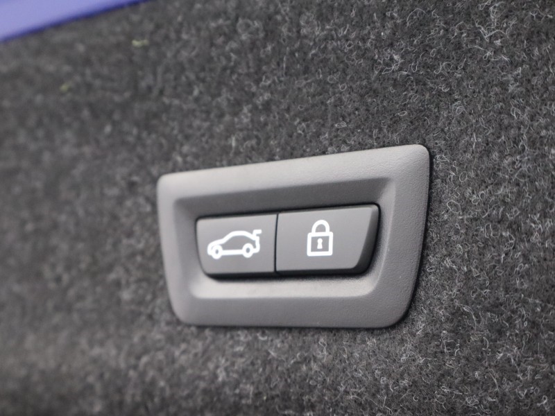 2021 (71) BMW 3 SERIES 330e M Sport 4dr Step Auto 5139700