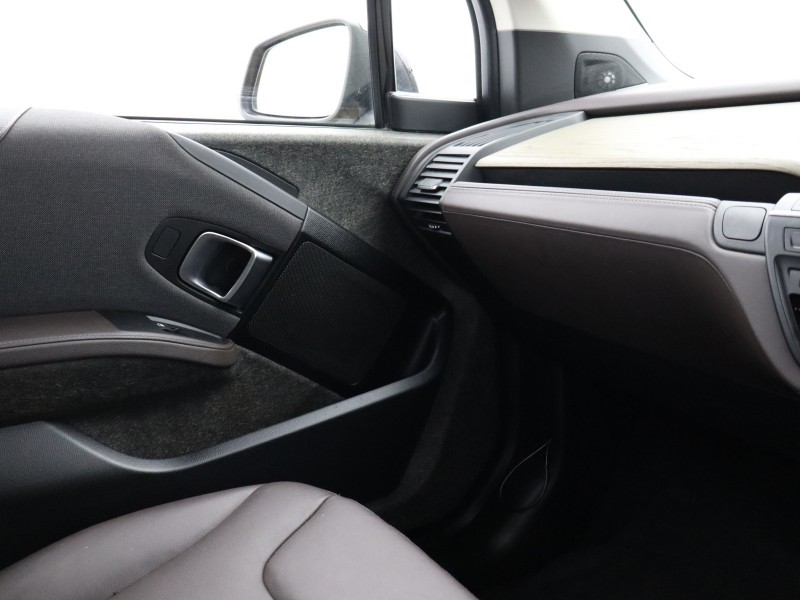 2022 (72) BMW I3 135kW S 42kWh 5dr Auto 5207823