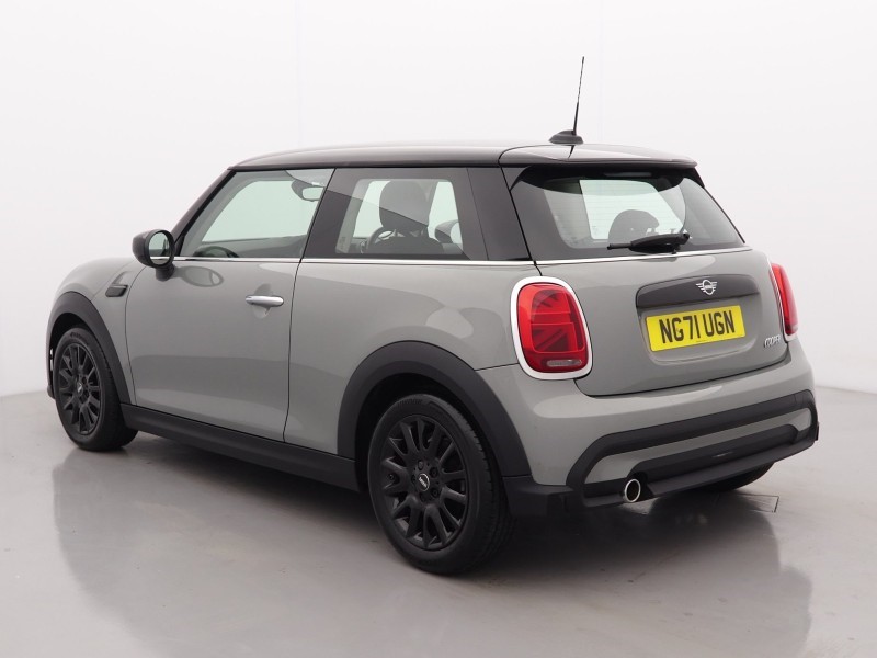 2022 (71) MINI HATCHBACK 1.5 Cooper Classic 3dr