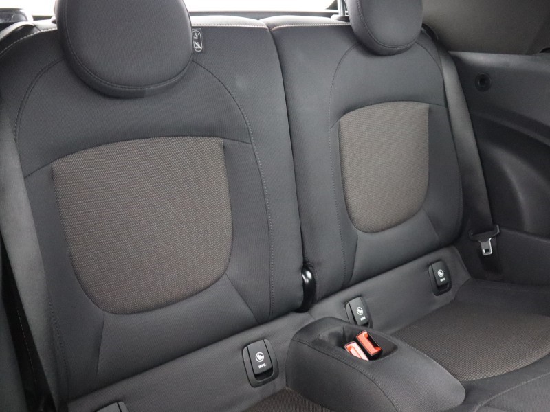 2020 (70) MINI CONVERTIBLE 1.5 Cooper Classic II 2dr Auto 5170942