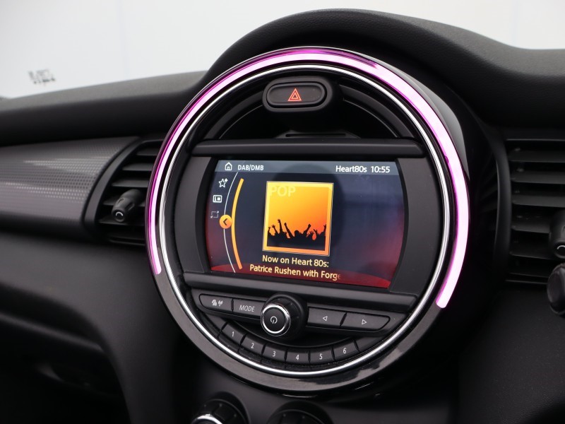 2020 (70) MINI CONVERTIBLE 1.5 Cooper Classic II 2dr Auto 5170963