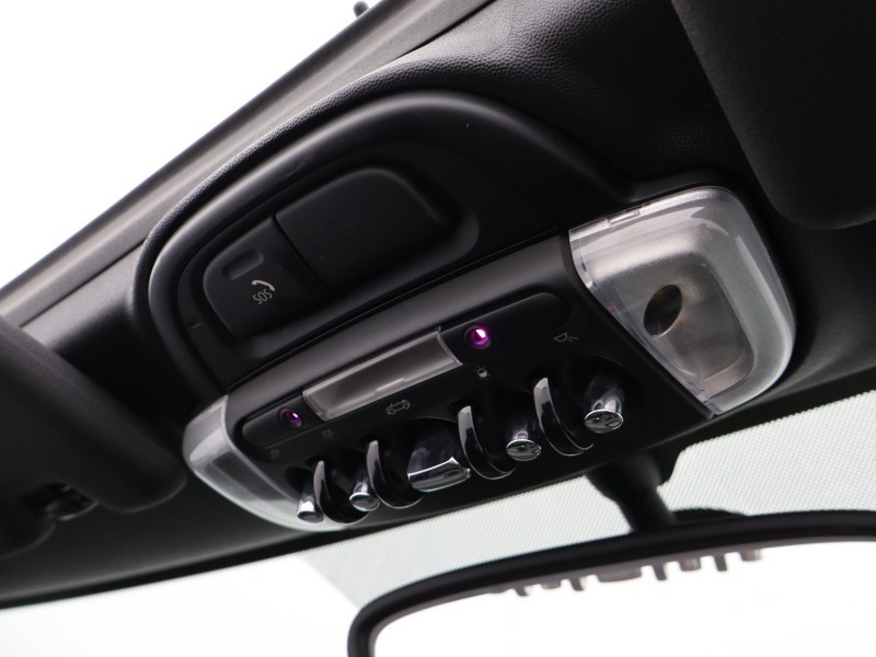 2020 (70) MINI CONVERTIBLE 1.5 Cooper Classic II 2dr Auto 5170983