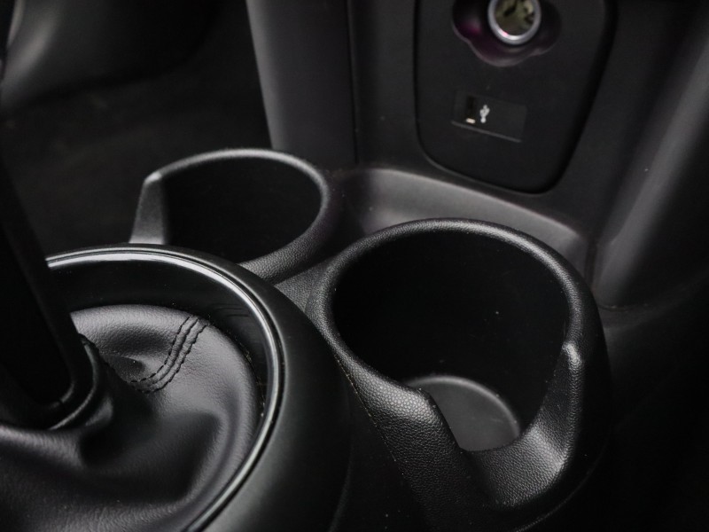 2020 (70) MINI CONVERTIBLE 1.5 Cooper Classic II 2dr Auto 5170976