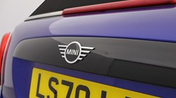 2020 (70) MINI CONVERTIBLE 1.5 Cooper Classic II 2dr Auto 5170932