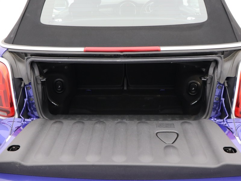 2020 (70) MINI CONVERTIBLE 1.5 Cooper Classic II 2dr Auto 5170933