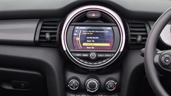 2020 (70) MINI CONVERTIBLE 1.5 Cooper Classic II 2dr Auto 5170950