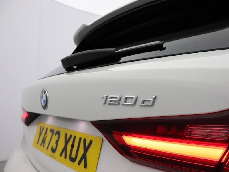 2023 (73) BMW 1 SERIES 120d M Sport 5dr Step Auto [Live Cockpit Pro] 5148752