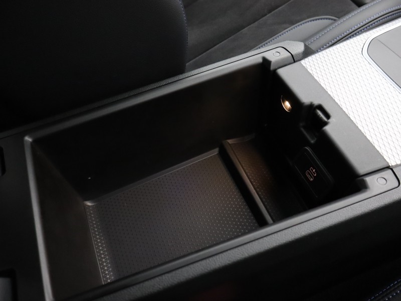 2024 (24) BMW 3 SERIES 320i M Sport 4dr Step Auto 5157901