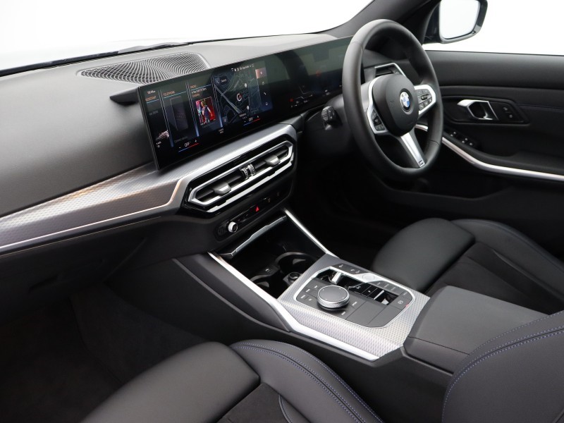 2024 (24) BMW 3 SERIES 320i M Sport 4dr Step Auto 5157875