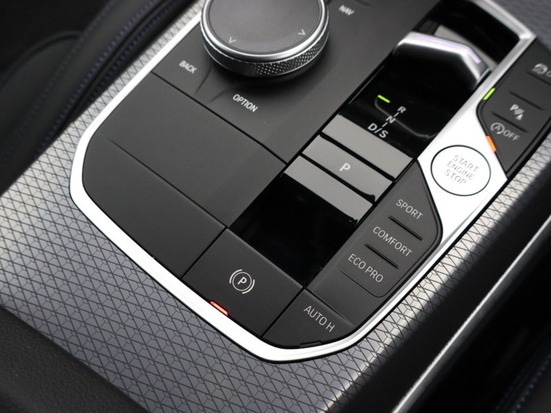 2024 (24) BMW 3 SERIES 320i M Sport 4dr Step Auto 5157898