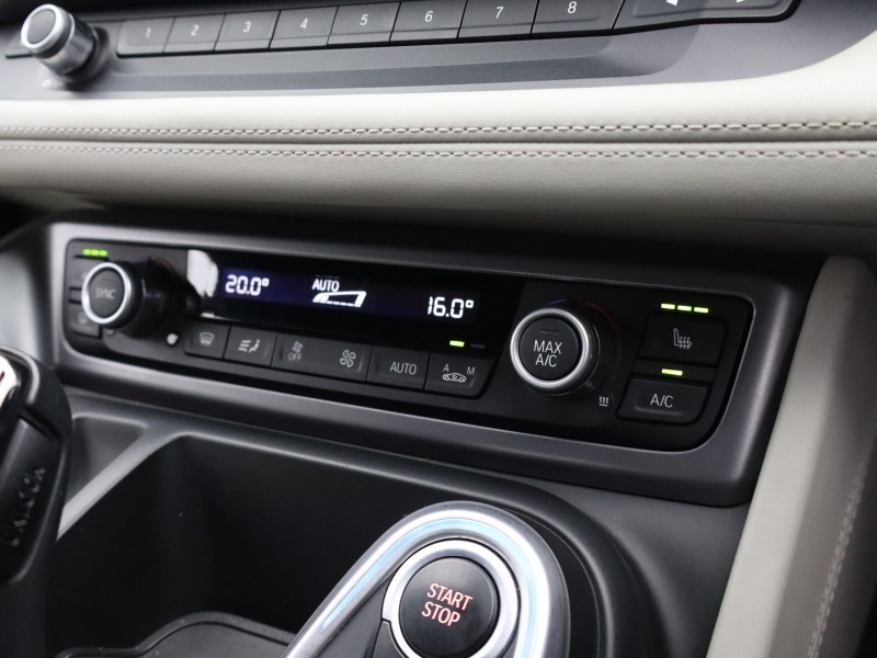 2017 (17) BMW I8 2dr Auto 5282866