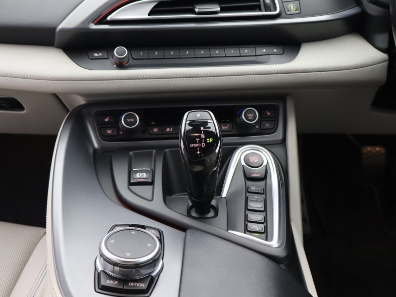 2017 (17) BMW I8 2dr Auto 5282846