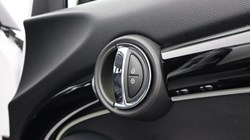 2024 (73) MINI HATCHBACK 1.5 Cooper Classic Premium 5dr Auto 5209740