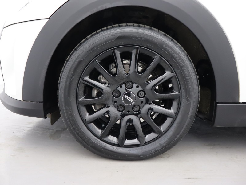 2024 (73) MINI HATCHBACK 1.5 Cooper Classic Premium 5dr Auto 5209725