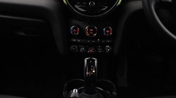 2024 (73) MINI HATCHBACK 1.5 Cooper Classic Premium 5dr Auto 5209749