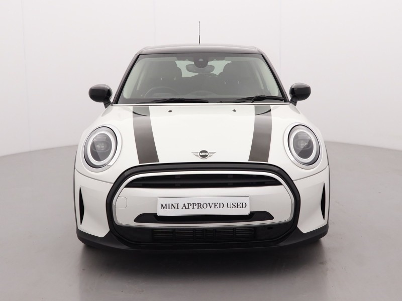 2024 (73) MINI HATCHBACK 1.5 Cooper Classic Premium 5dr Auto 5209711