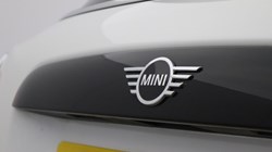 2024 (73) MINI HATCHBACK 1.5 Cooper Classic Premium 5dr Auto 5209720
