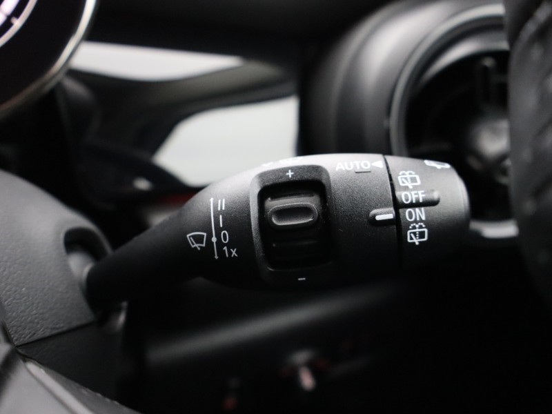 2024 (73) MINI HATCHBACK 1.5 Cooper Classic Premium 5dr Auto 5209778