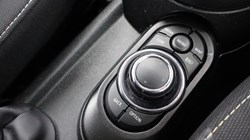 2024 (73) MINI HATCHBACK 1.5 Cooper Classic Premium 5dr Auto 5209772