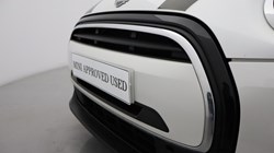 2024 (73) MINI HATCHBACK 1.5 Cooper Classic Premium 5dr Auto 5209729