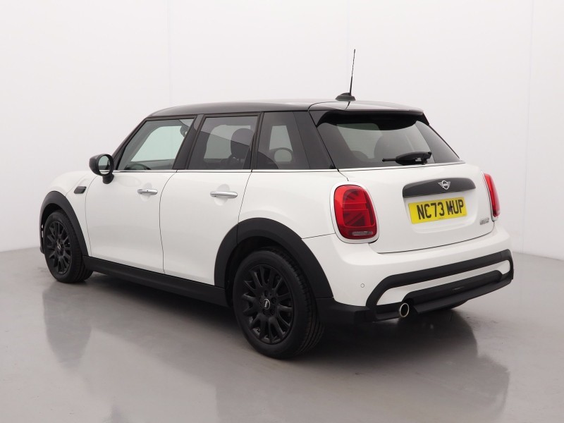 2024 (73) MINI HATCHBACK 1.5 Cooper Classic Premium 5dr Auto