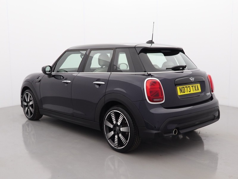 2023 (73) MINI HATCHBACK 1.5 Cooper Exclusive Premium 5dr Auto