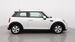 2024 (73) MINI HATCHBACK 1.5 Cooper Classic 3dr Auto 5210069