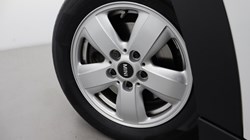 2024 (73) MINI HATCHBACK 1.5 Cooper Classic 3dr Auto 5210092