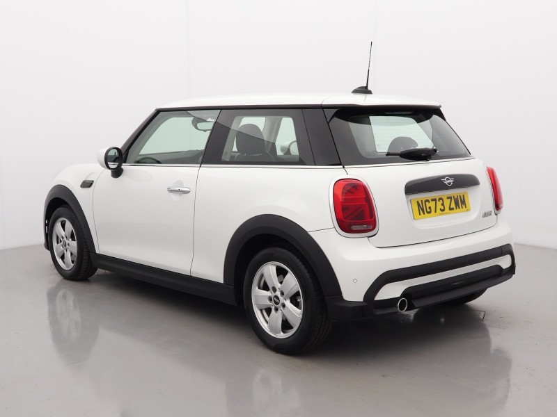 2024 (73) MINI HATCHBACK 1.5 Cooper Classic 3dr Auto