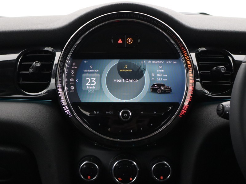 2024 (73) MINI HATCHBACK 1.5 Cooper Classic 3dr Auto 5210099