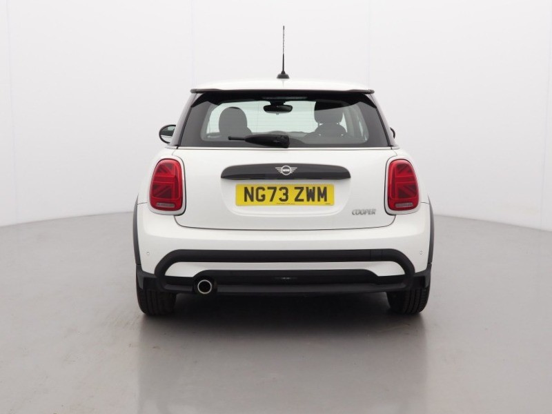 2024 (73) MINI HATCHBACK 1.5 Cooper Classic 3dr Auto 5210067