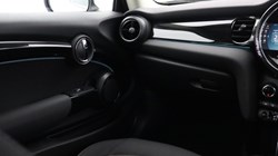 2024 (73) MINI HATCHBACK 1.5 Cooper Classic 3dr Auto 5210101