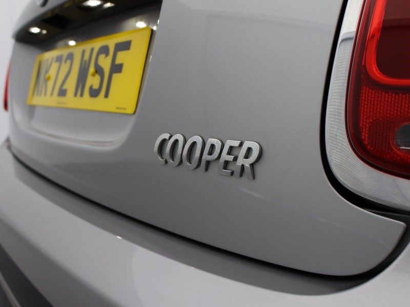 2023 (72) MINI HATCHBACK 1.5 Cooper Classic 3dr Auto 5262416