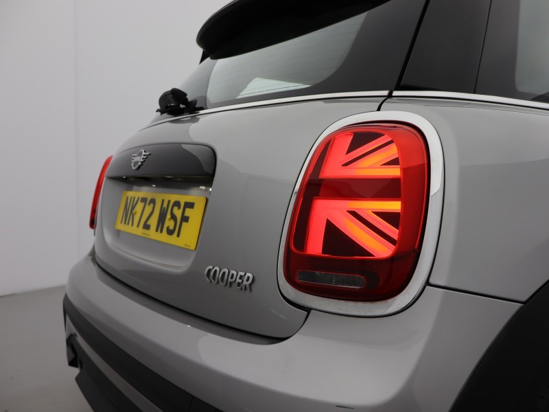 2023 (72) MINI HATCHBACK 1.5 Cooper Classic 3dr Auto 5262415