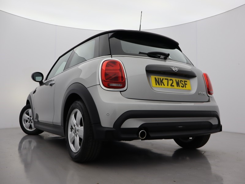 2023 (72) MINI HATCHBACK 1.5 Cooper Classic 3dr Auto 5262463