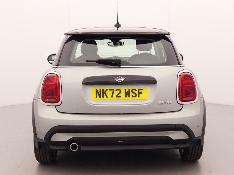 2023 (72) MINI HATCHBACK 1.5 Cooper Classic 3dr Auto 5262475