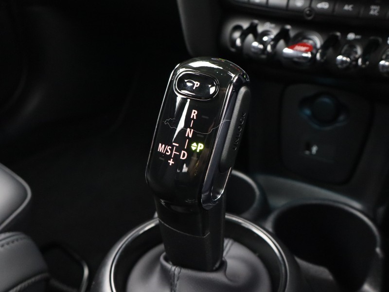 2024 (24) MINI HATCHBACK 1.5 Cooper Exclusive Premium 5dr Auto 5212104