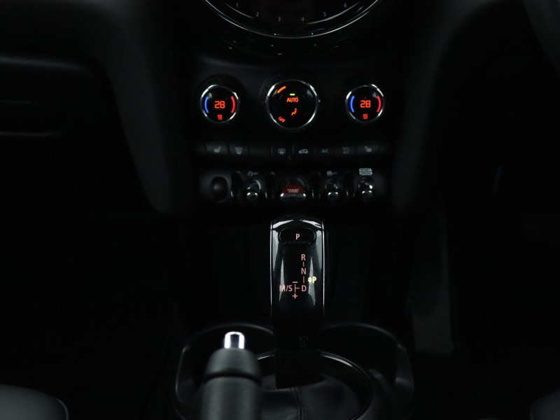 2024 (24) MINI HATCHBACK 1.5 Cooper Exclusive Premium 5dr Auto 5212082
