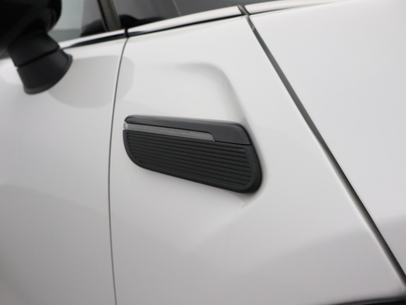 2024 (24) MINI HATCHBACK 1.5 Cooper Exclusive Premium 5dr Auto 5212070