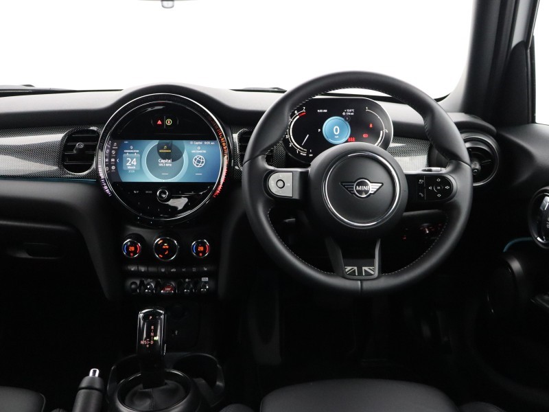 2024 (24) MINI HATCHBACK 1.5 Cooper Exclusive Premium 5dr Auto 5212079