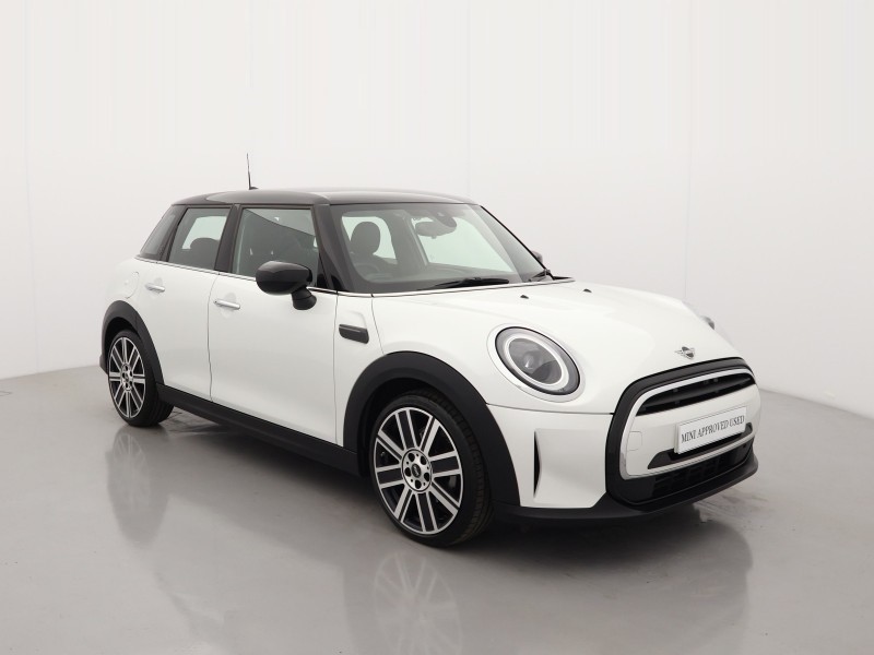 2024 (24) MINI HATCHBACK 1.5 Cooper Exclusive Premium 5dr Auto