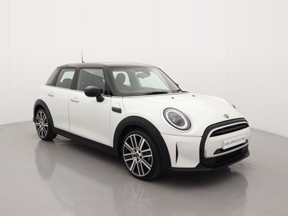 2024 (24) MINI HATCHBACK 1.5 Cooper Exclusive Premium 5dr Auto