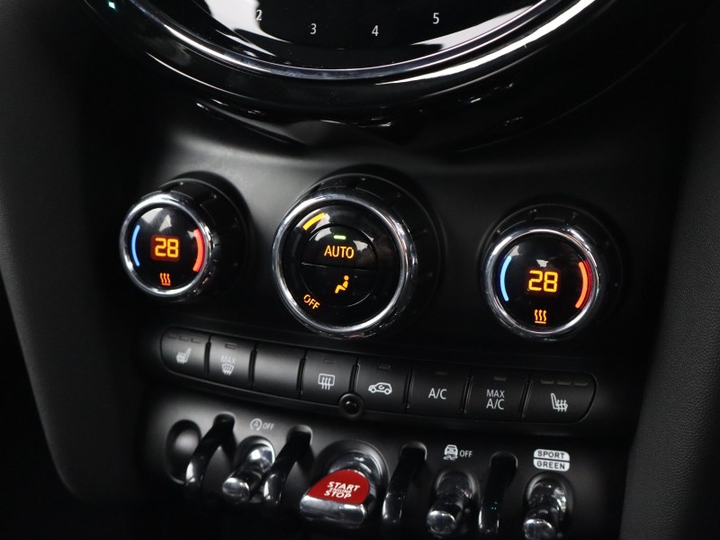 2024 (24) MINI HATCHBACK 1.5 Cooper Exclusive Premium 5dr Auto 5212100