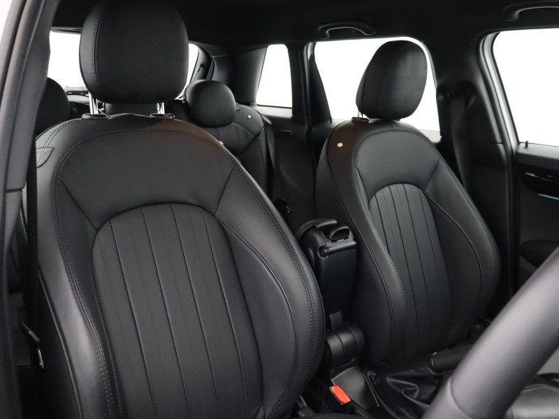 2024 (24) MINI HATCHBACK 1.5 Cooper Exclusive Premium 5dr Auto 5212071