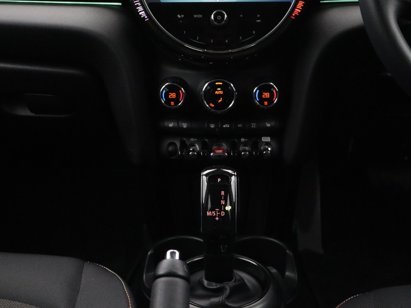 2023 (73) MINI HATCHBACK 1.5 Cooper Classic Premium 5dr Auto 5217139