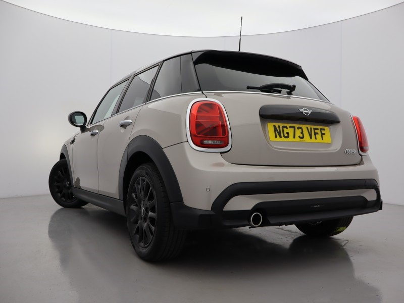 2023 (73) MINI HATCHBACK 1.5 Cooper Classic Premium 5dr Auto 5217133