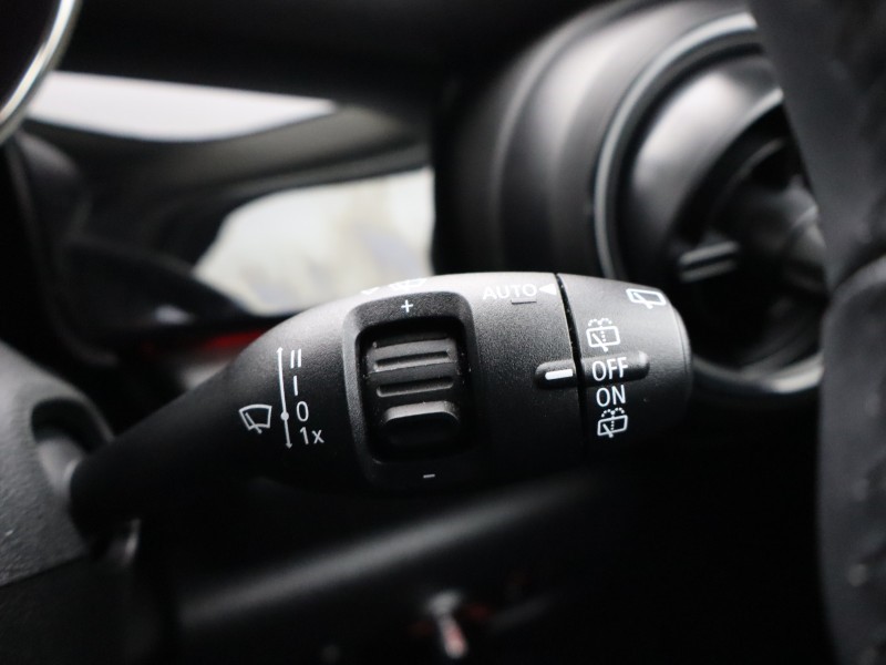 2023 (73) MINI HATCHBACK 1.5 Cooper Classic Premium 5dr Auto 5217159