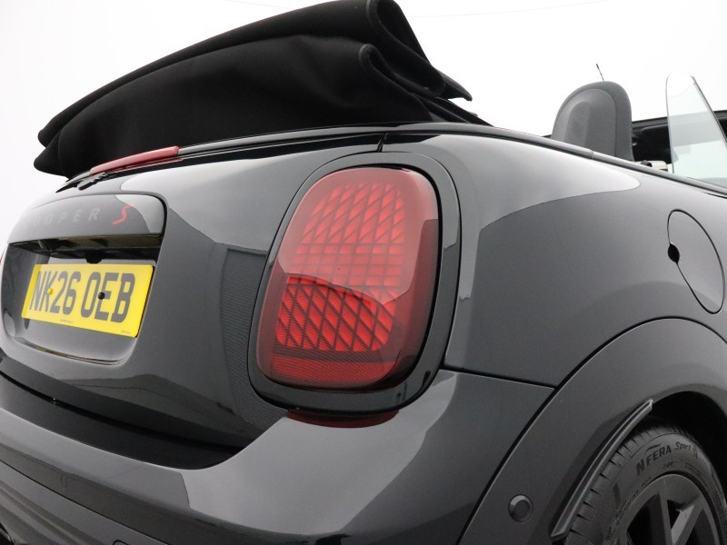 2026 (26) MINI COOPER 2.0 S Sport 2dr Auto 5783880