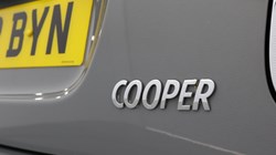 2022 (22) MINI HATCHBACK 1.5 Cooper Classic 3dr 5228217
