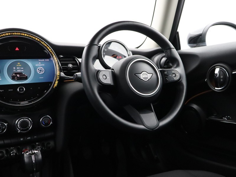 2022 (22) MINI HATCHBACK 1.5 Cooper Classic 3dr 5228243